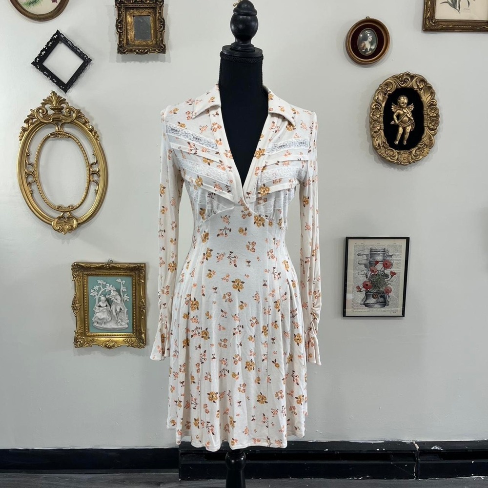 Free People Cream Floral Lace Trim Long Sleeve Mini Dress